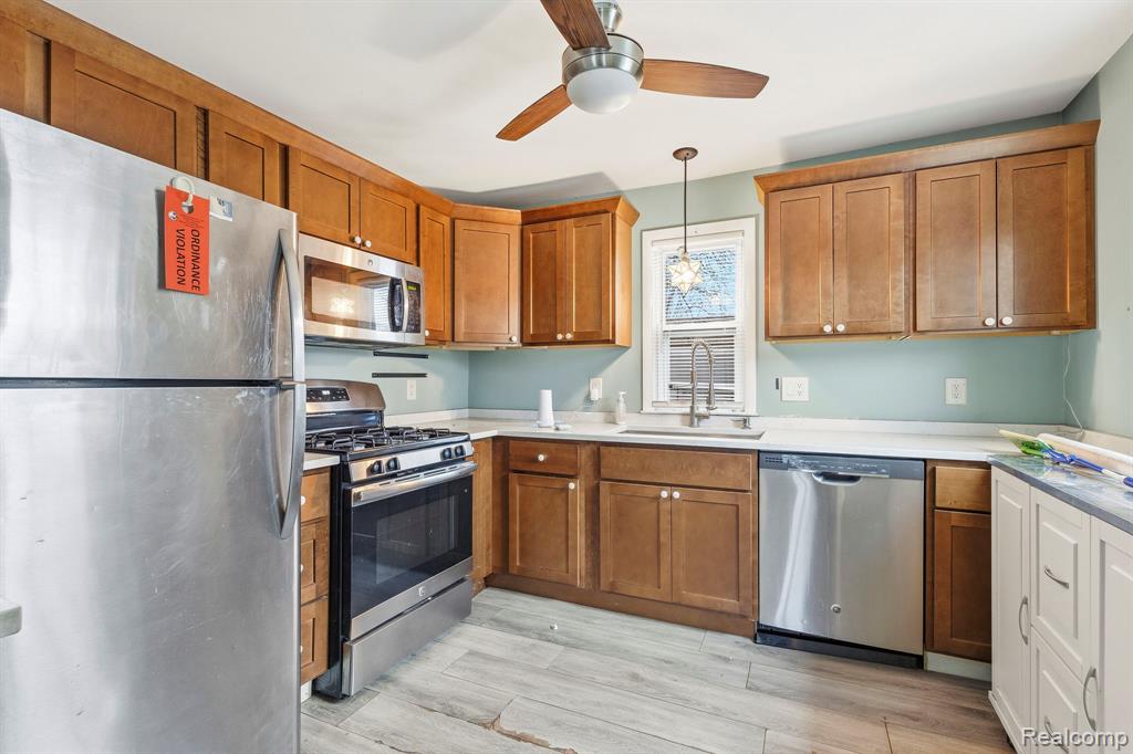 657 Lucille Drive, Wolverine Lake, MI 48390 — Photo 22