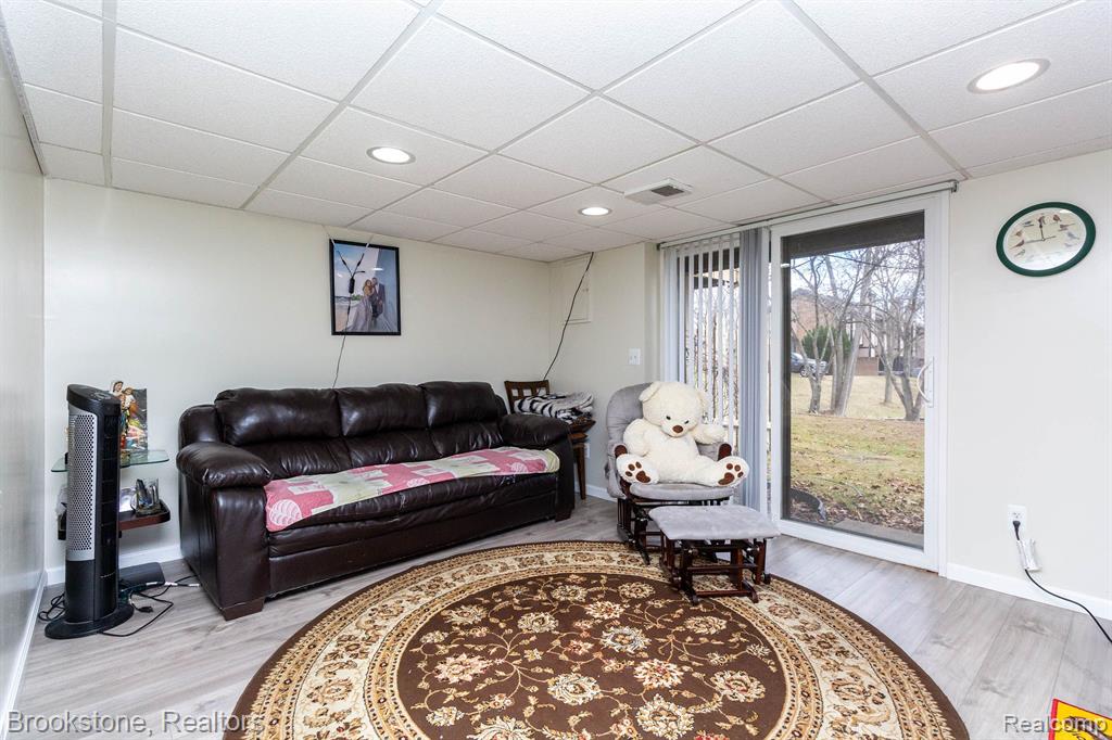 5215 RICHARD Run, West Bloomfield, MI — Photo 35