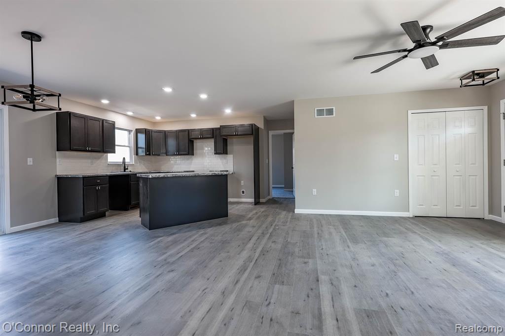 1047 39th Street, Port Huron, MI 48060 — Photo 5