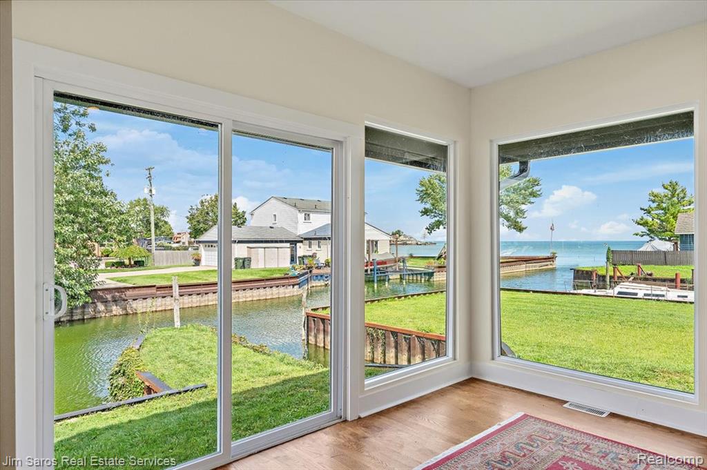 22505 Beach Street, Saint Clair Shores, MI 48081 — Photo 13