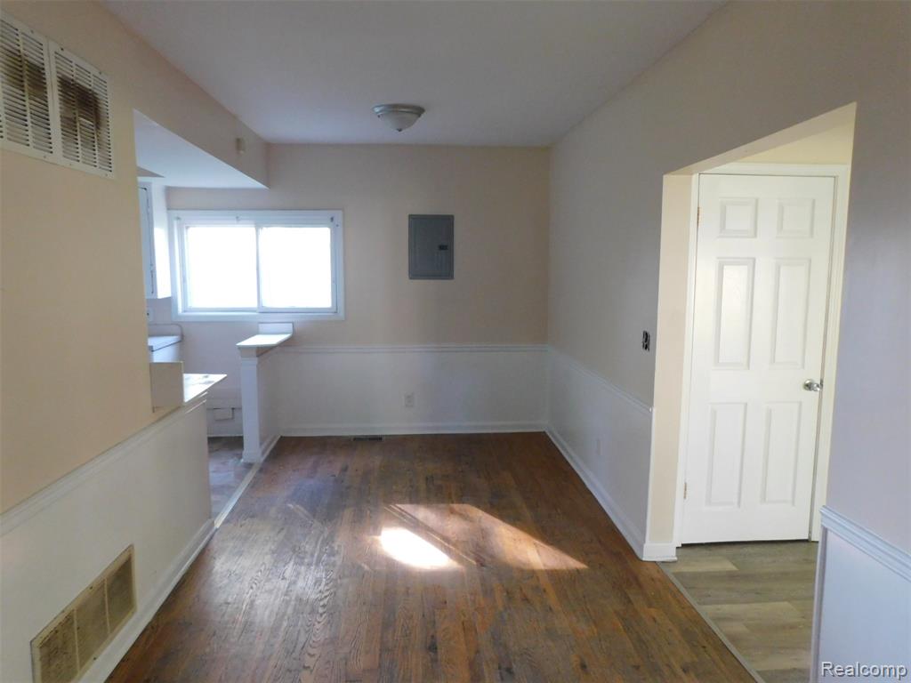 710 Washington Street, Algonac, MI 48001 — Photo 2