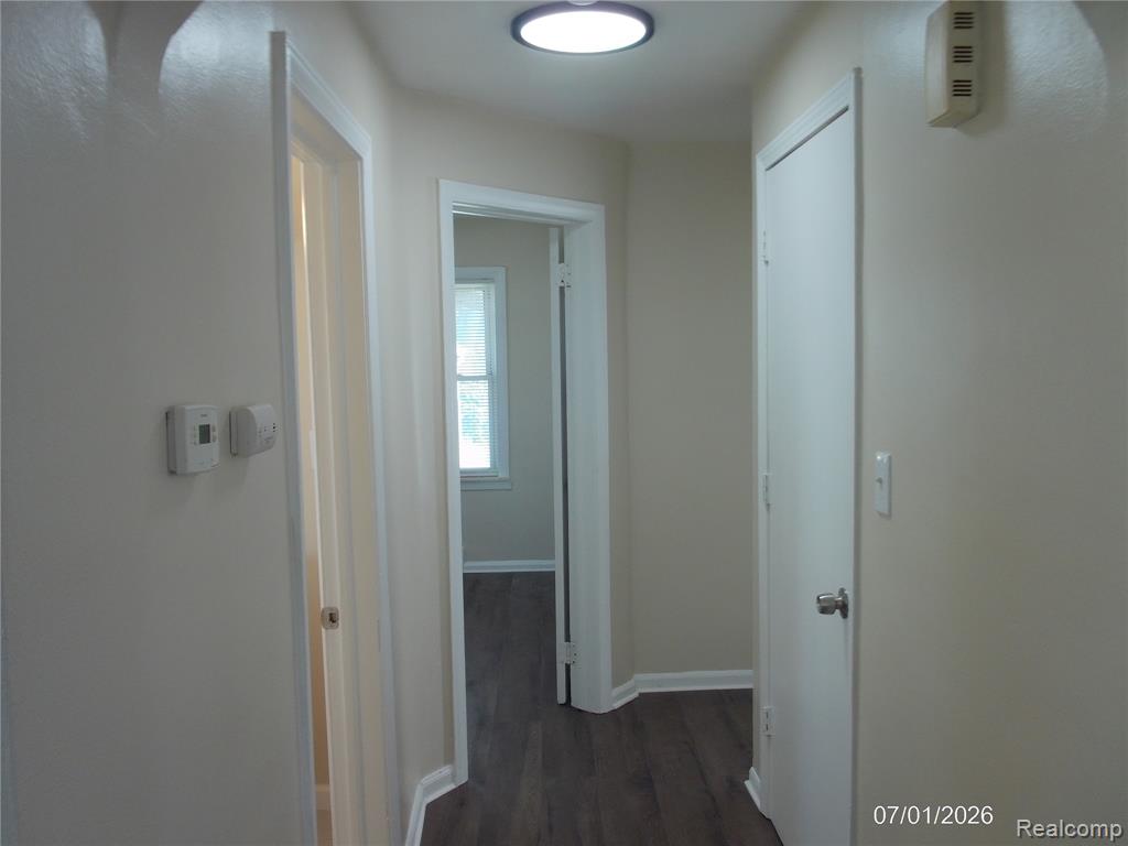 7535 REPUBLIC Avenue, Warren, MI 48091 — Photo 6