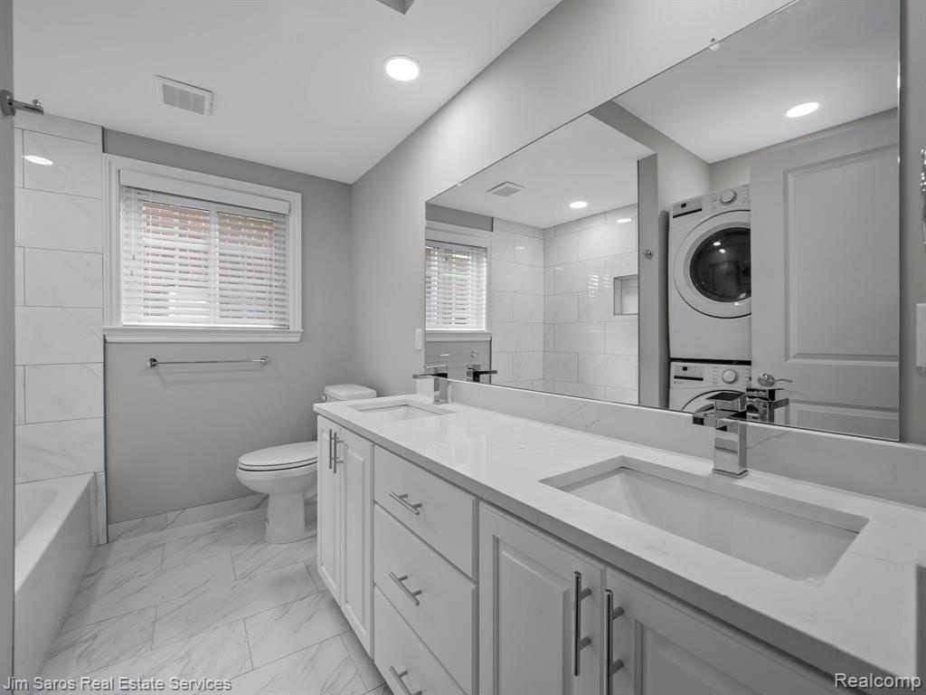 895 Harcourt Road, Grosse Pointe Park, MI 48230 — Photo 10