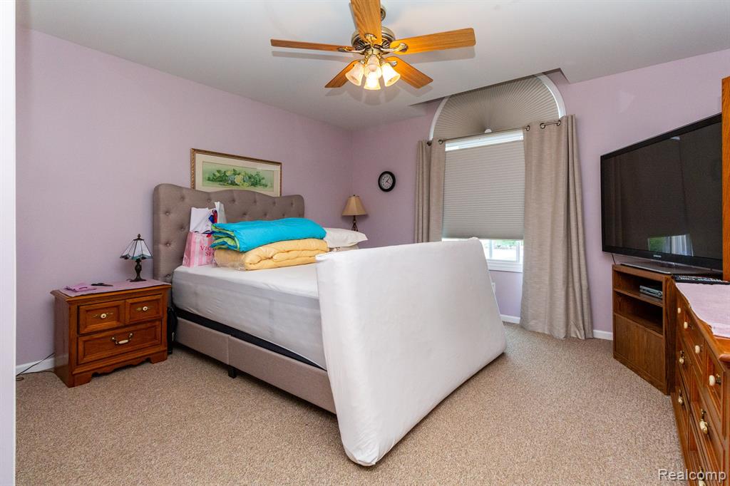5451 ROBERT Street, Shelby, MI 48316 — Photo 22