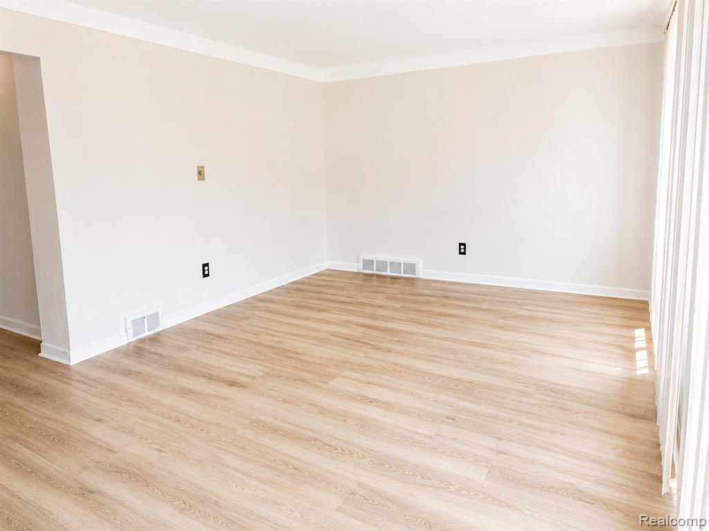 7140 Iowa Street, Hamtramck, MI 48212 — Photo 11