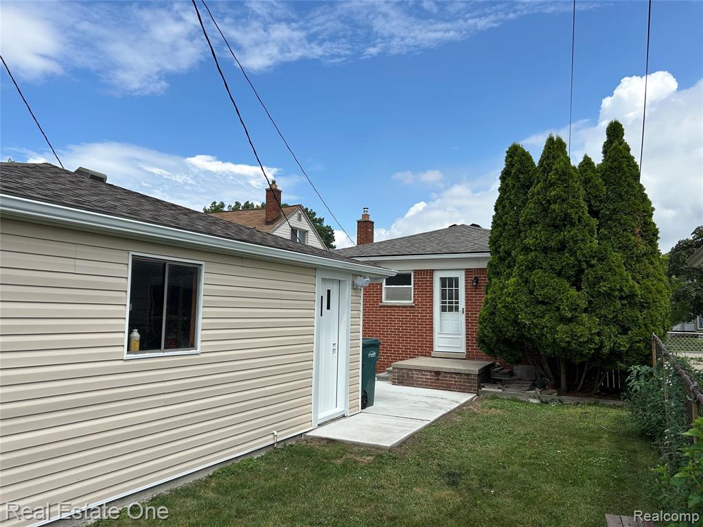 669 Highland Avenue, Lincoln Park, MI 48146 — Photo 28