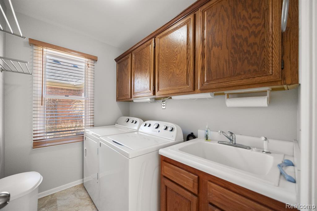 6485 Copper Creek Drive, Washington, MI — Photo 22