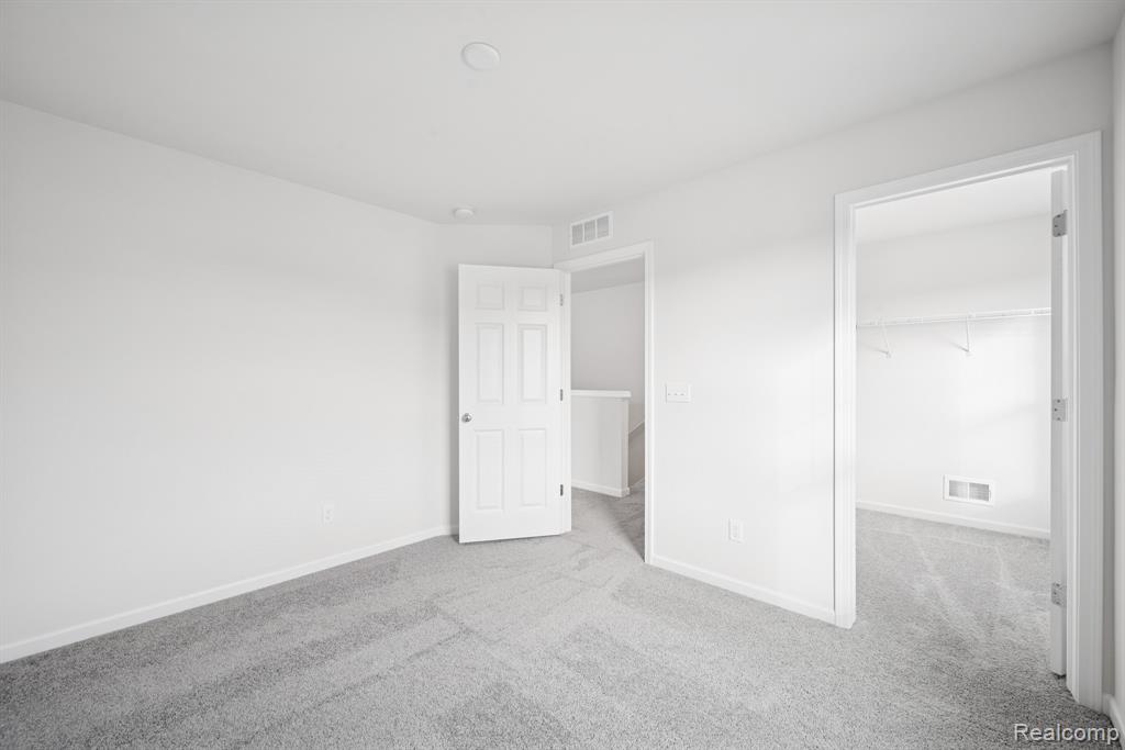 54823 Heron Circle, New Baltimore, MI 48047 — Photo 22
