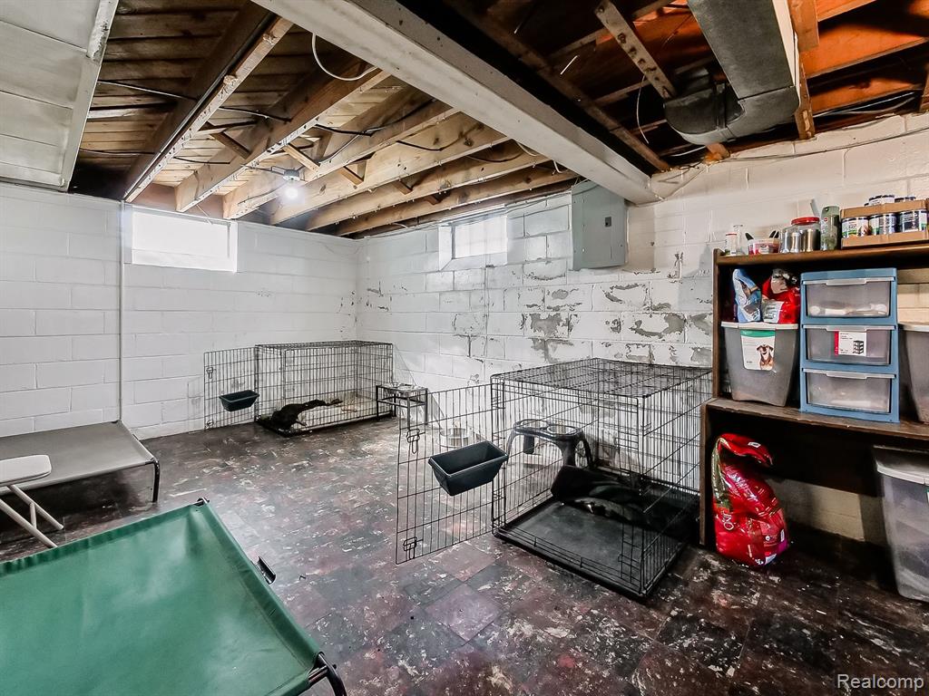 18035 HELEN Street, Detroit, MI 48234 — Photo 25