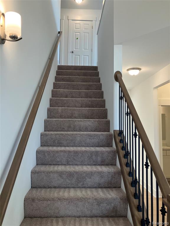 1918 MAGGIE Lane, Ypsilanti, MI 48198 — Photo 11