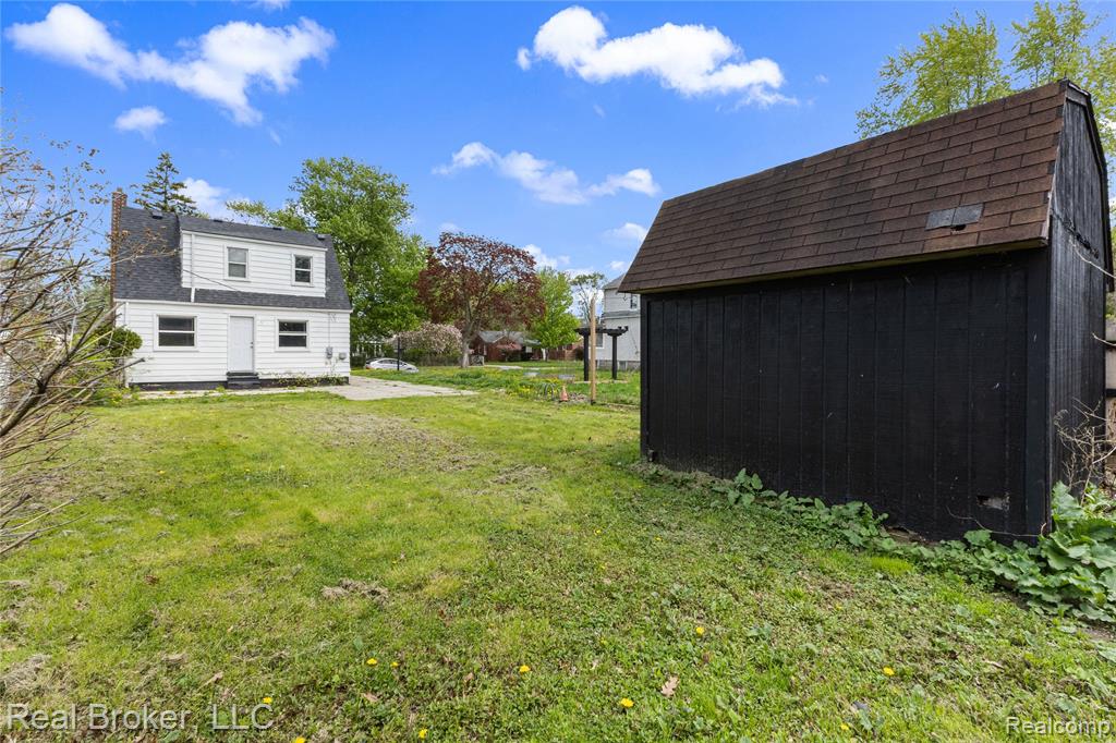 4637 University Place, Detroit, MI 48224 — Photo 21