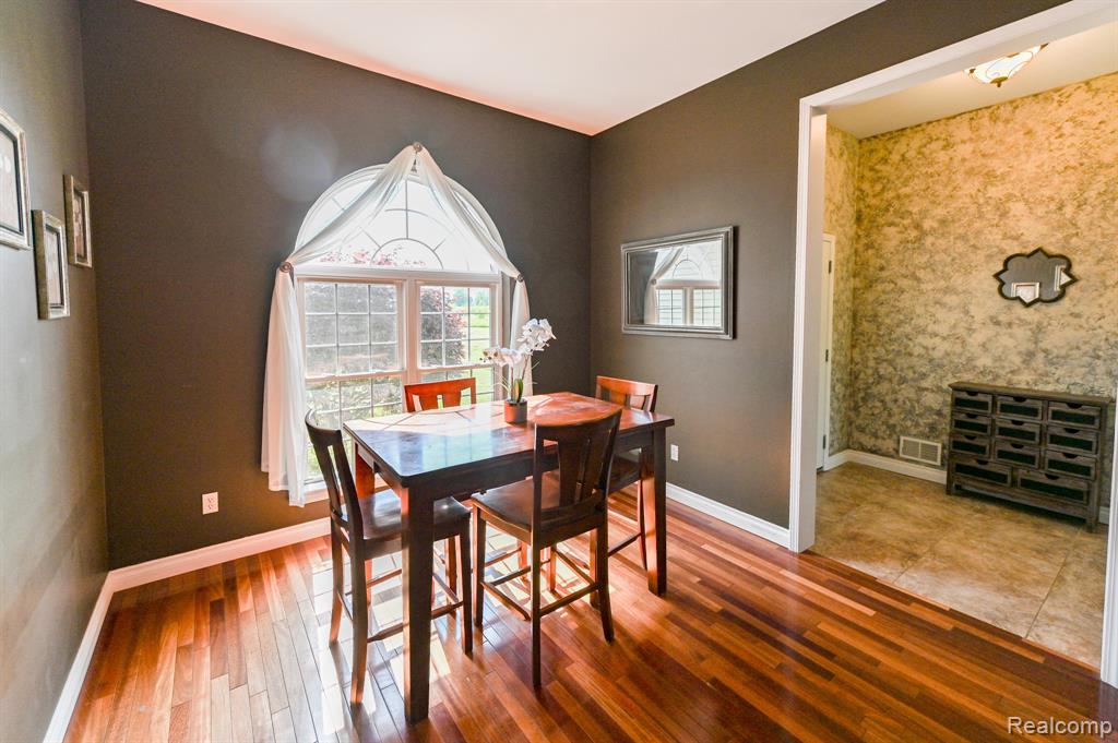 7396 Elms Road, Swartz Creek, MI 48473 — Photo 8