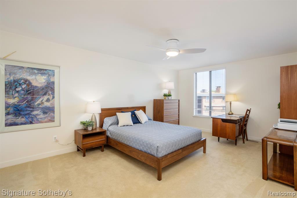 600 W Brown Street, 301, Birmingham, MI 48009 — Photo 12