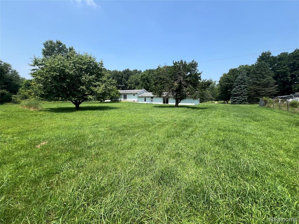 6197 Sober Road, Fowlerville, MI 48836 — Photo 14