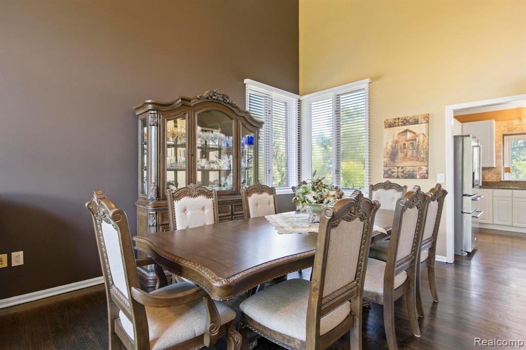 8978 WOODLORE SOUTH Drive, Plymouth, MI 48170 — Photo 12