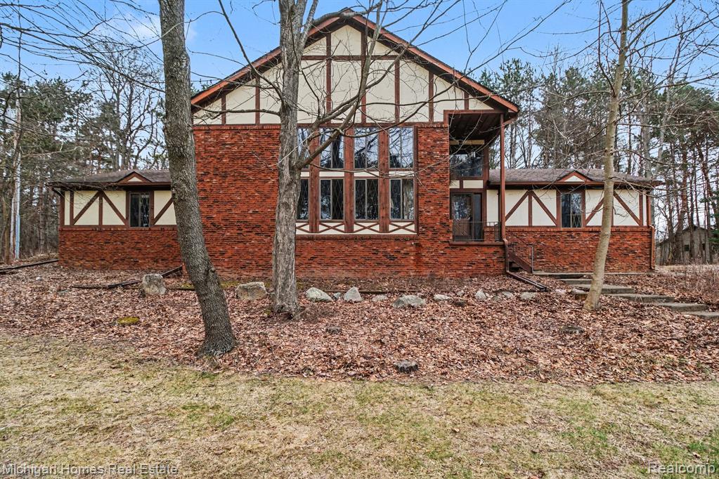 885 Rustic Village Lane, Lake Orion, MI 48362 — Photo 41