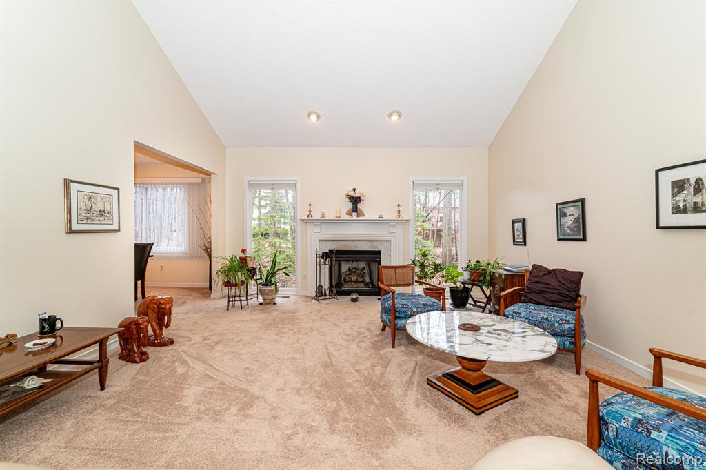 7375 PEPPER Creek, West Bloomfield, MI — Photo 8