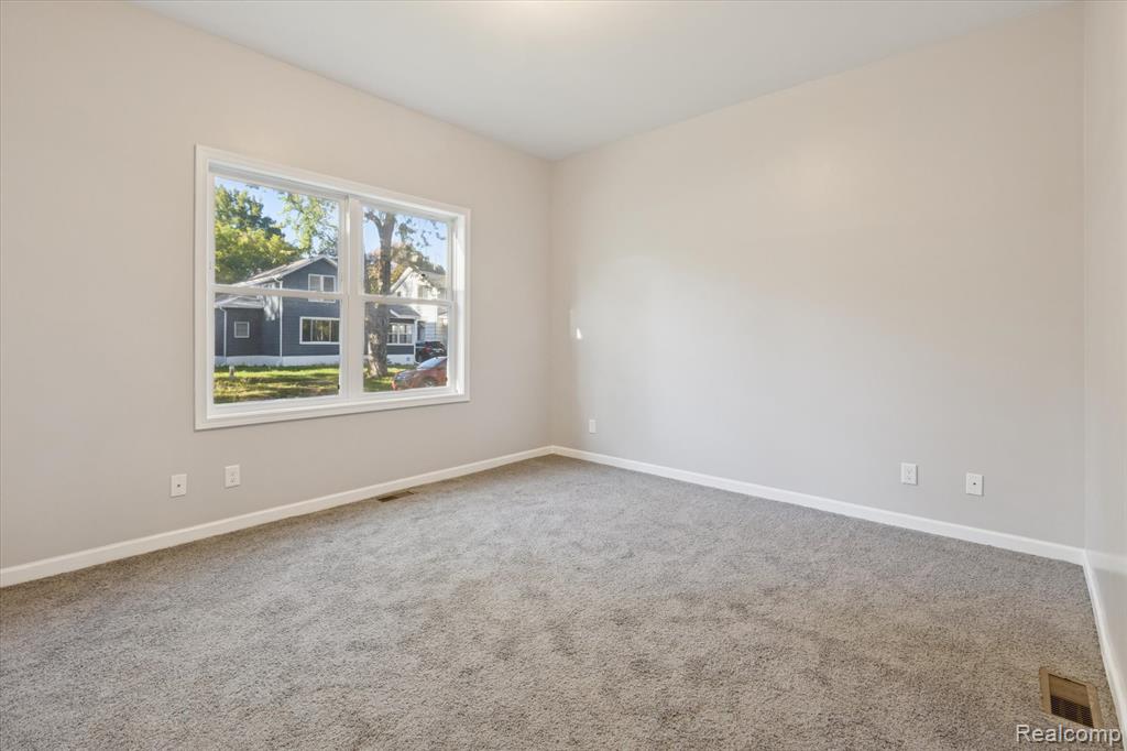 516 N Granger Street, Saginaw, MI 48602 — Photo 17