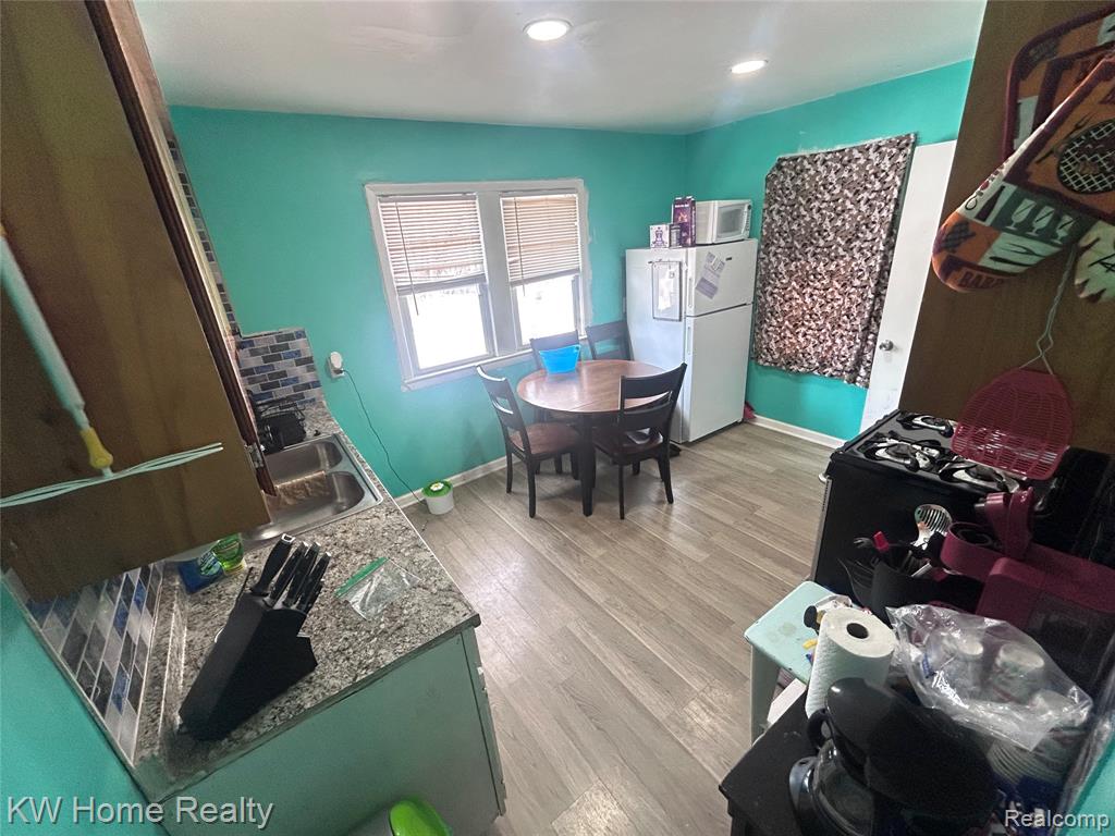 15885 Beaverland Street, Detroit, MI 48223 — Photo 8