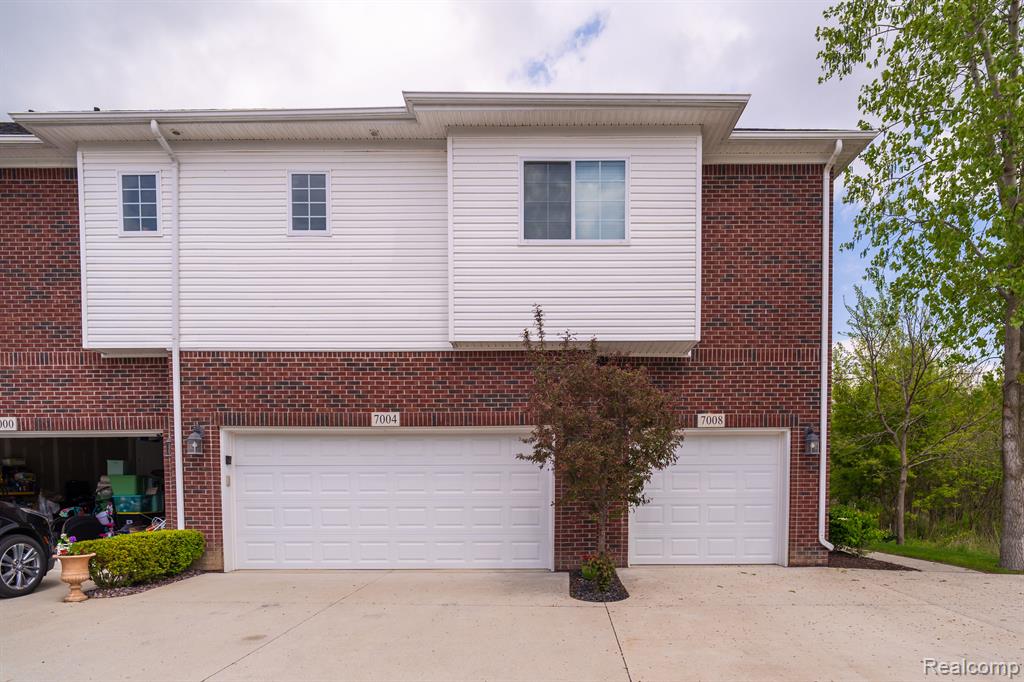 7004 BOULDER POINTE Drive, 89, Washington, MI — Photo 3