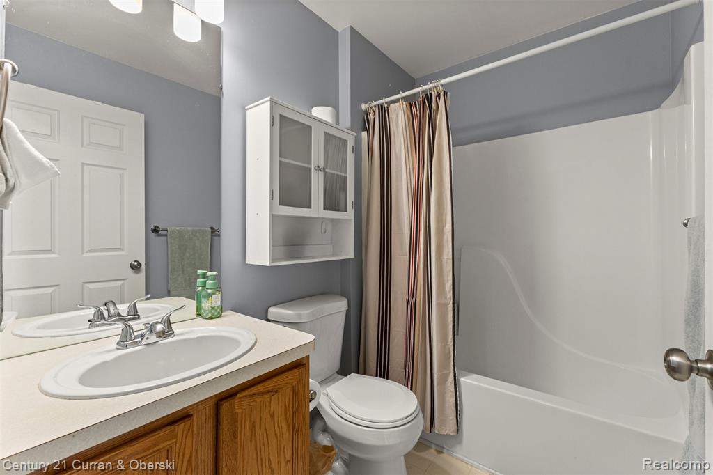 7164 Richmond Drive, Ypsilanti, MI 48197 — Photo 20