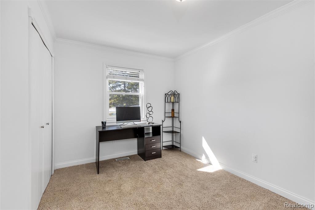 3712 Summit Court, Wixom, MI 48393 — Photo 13