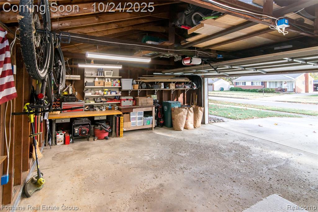 41134 Russet Lane, Plymouth, MI 48170 — Photo 32
