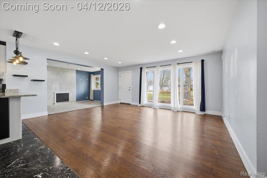 2455 Ivanhoe Drive, West Bloomfield, MI 48324 — Photo 7