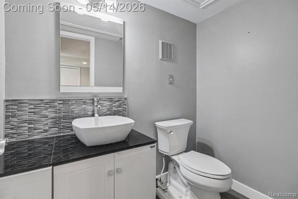 1649 Windingway Drive, Wixom, MI 48393 — Photo 9