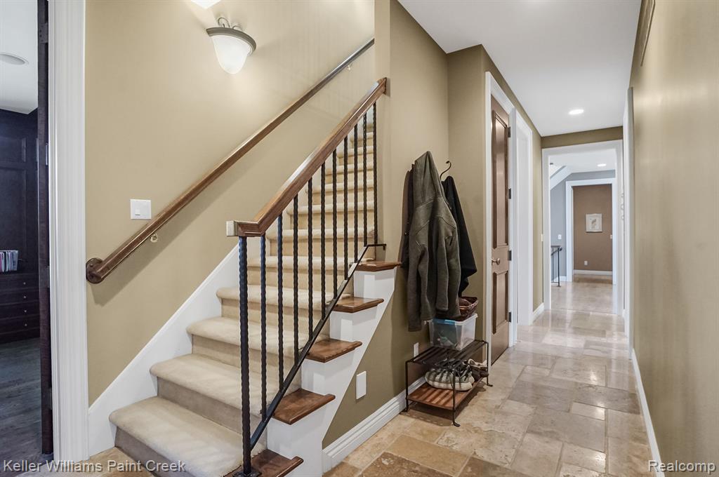 4956 Crestone Way, Rochester, MI 48306 — Photo 38