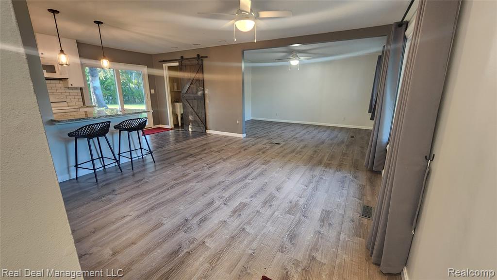 6555 Manson Drive, Waterford, MI — Photo 2