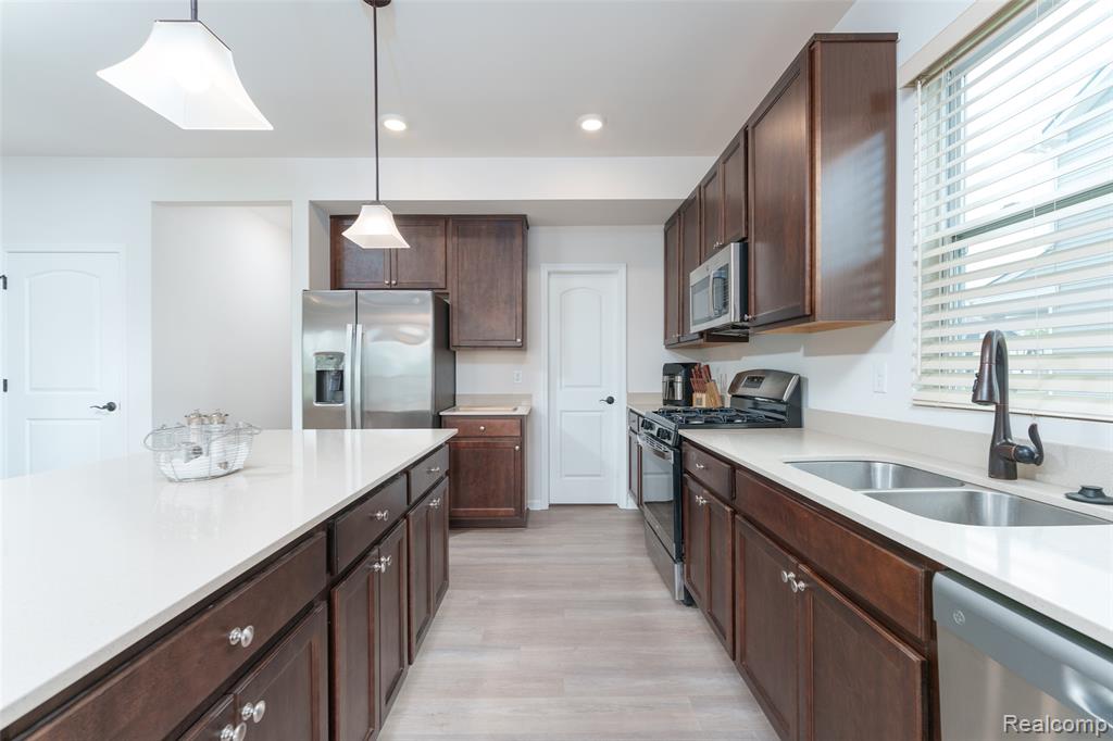 10070 Kylie Drive, Brighton, MI 48116 — Photo 14