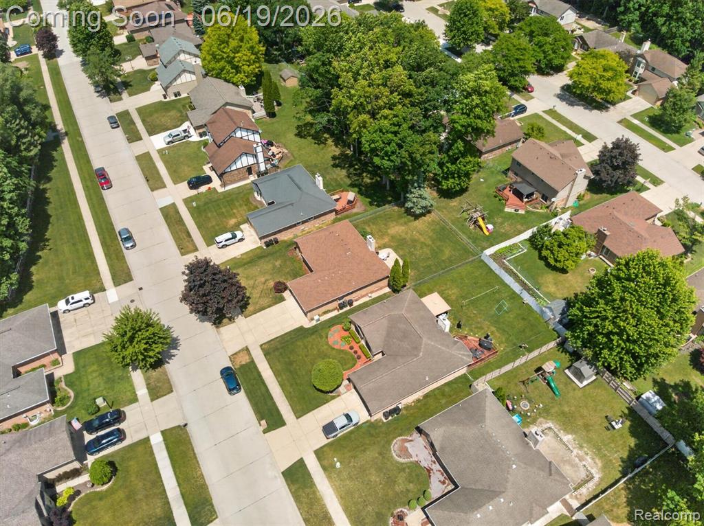 46362 Springhill Drive, Utica, MI 48317 — Photo 46
