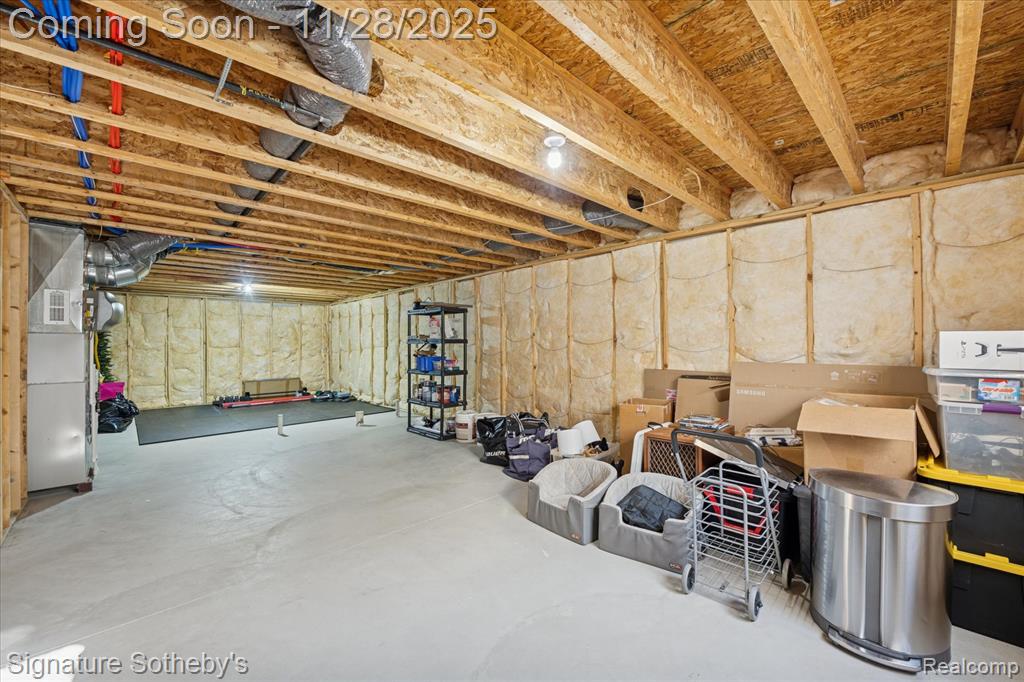 3680 Amber Oaks Drive, Howell, MI 48855 — Photo 38
