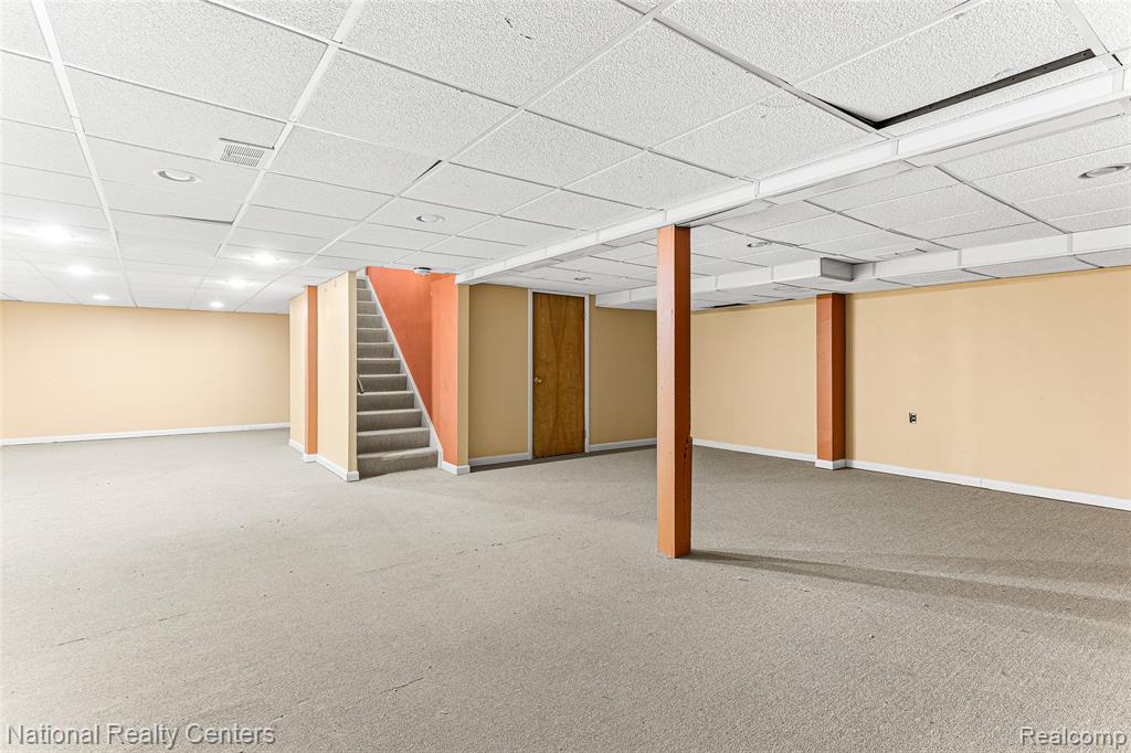4817 Faircourt Drive, West Bloomfield, MI — Photo 39