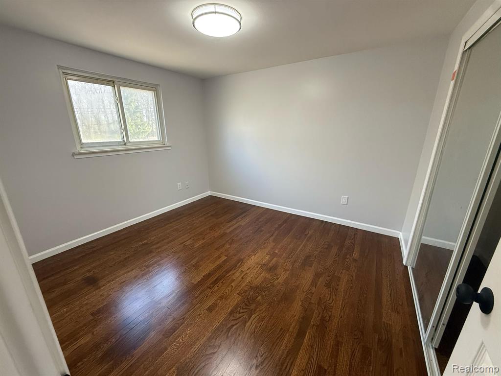 8281 BRISTOL Street, Westland, MI — Photo 14