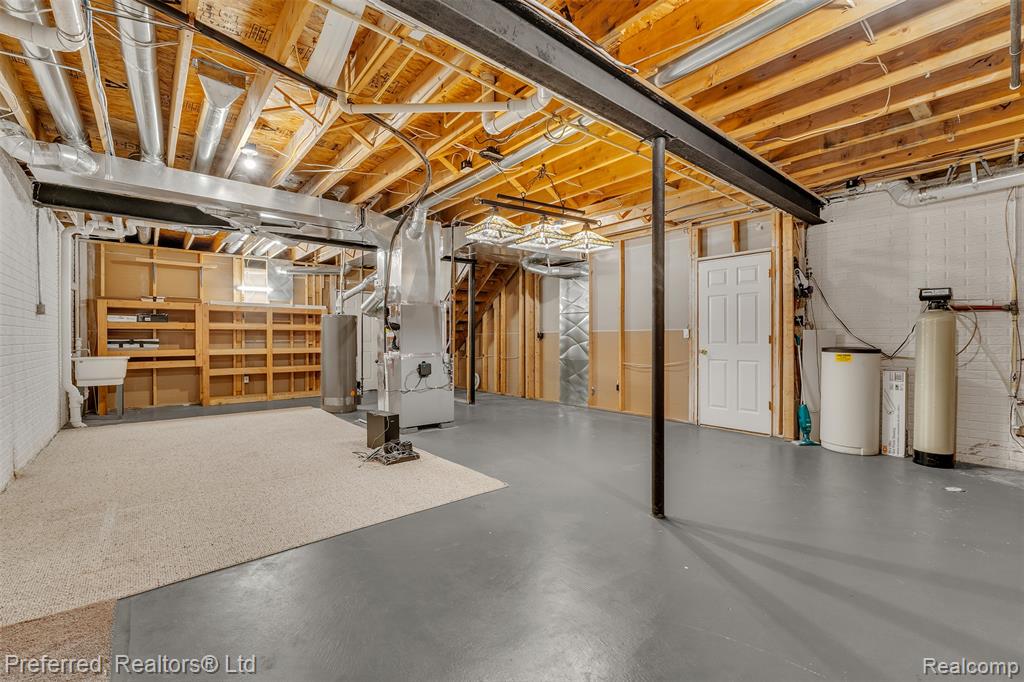 985 Watersedge Court, Oxford, MI 48371 — Photo 59