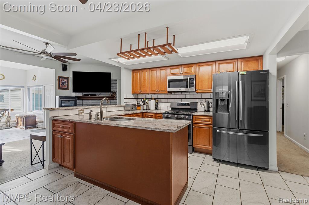 39415 E Archer Drive, Harrison Township, MI — Photo 5