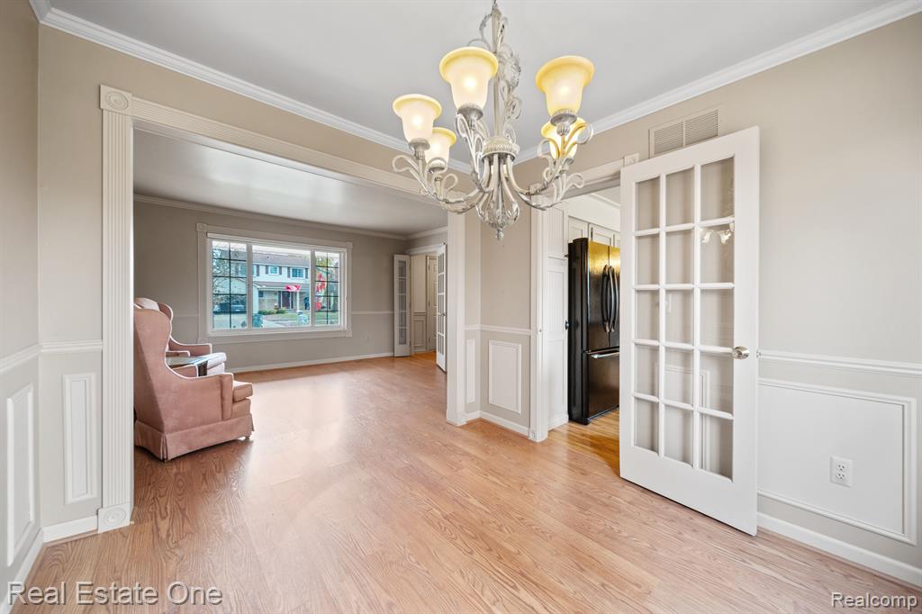 6055 PORTERIDGE Lane, Canton, MI 48187 — Photo 5