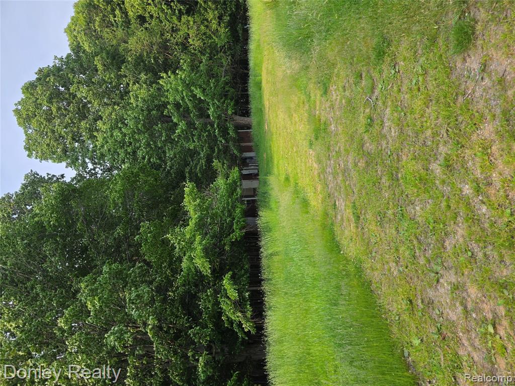 5900 Frenchline Road, Marlette, MI 48453 — Photo 8