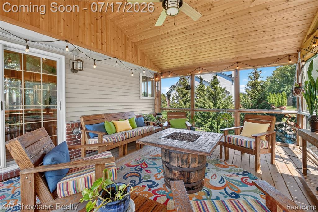 8265 Eastway Drive, White Lake, MI — Photo 12