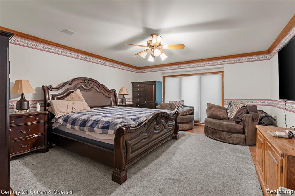 9039 Oakridge Trail, Shelby Twp, MI 48317 — Photo 12