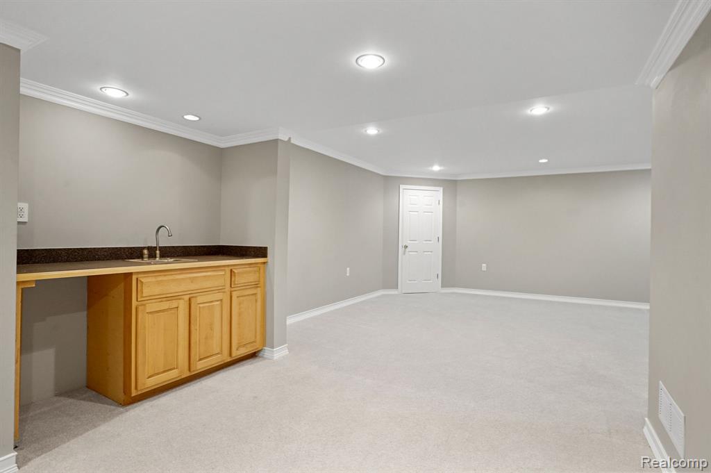 55511 BOARDWALK Drive, Shelby Twp, MI 48316 — Photo 24