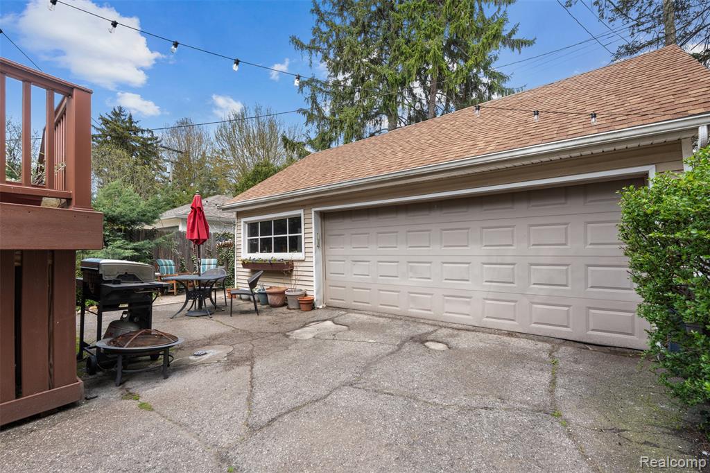 414 Cloverly Road, Grosse Pointe Farms, MI 48236 — Photo 47