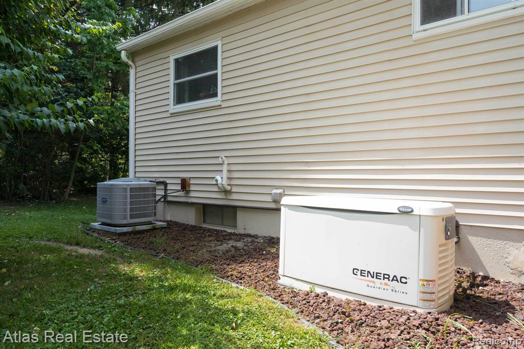 5067 Walker Road, Davison, MI 48423 — Photo 12