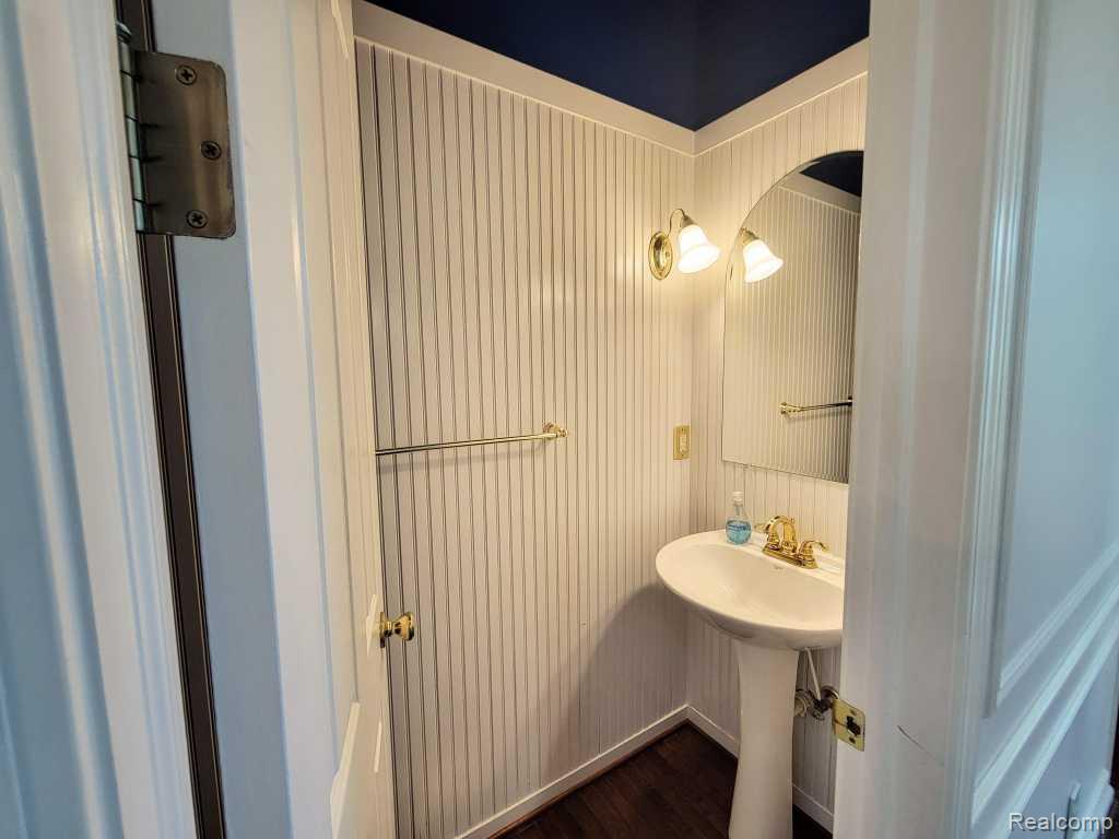 124 Champlain Boulevard, Howell, MI 48843 — Photo 21