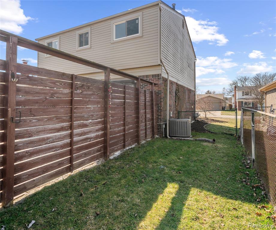 923 Kings Way, Canton, MI 48188 — Photo 58