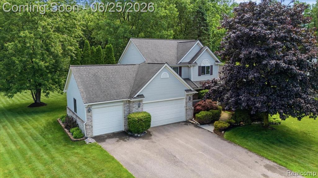 5762 Garnet Circle, Clarkston, MI 48348 — front exterior