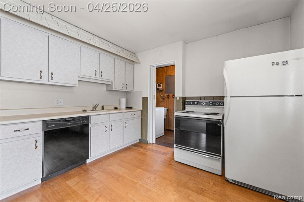 7901 Roosevelt Street, Taylor, MI 48180 — Photo 9