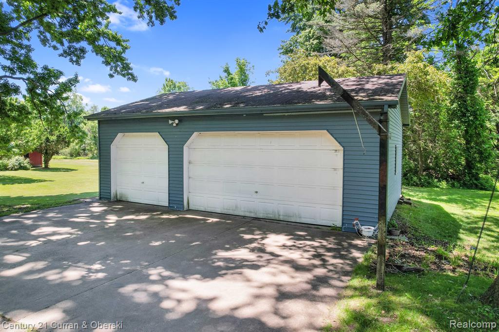 415 W PREDMORE Road, Oakland, MI — Photo 26